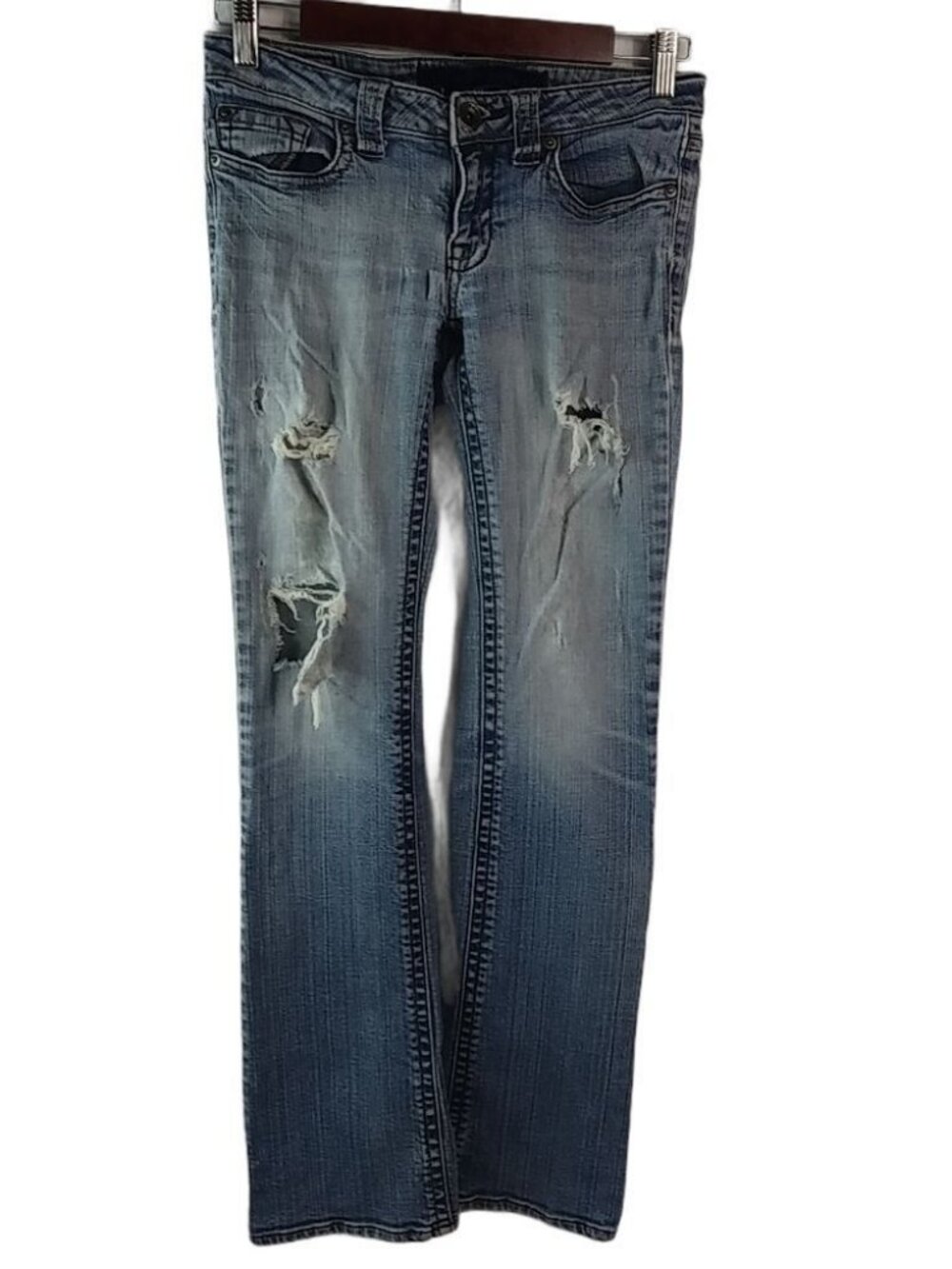 Refuge 5R 28 Destroyed Jeans